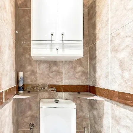 Townhouse In La Duquesa With Bbq And Shared Pool *
