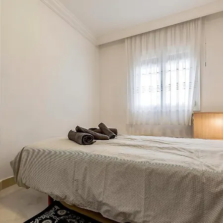 Semesterbostad Townhouse In La Duquesa With Bbq And Shared Pool Costa Adeje (Tenerife)