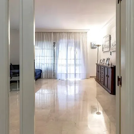 Semesterbostad Townhouse In La Duquesa With Bbq And Shared Pool Costa Adeje (Tenerife)
